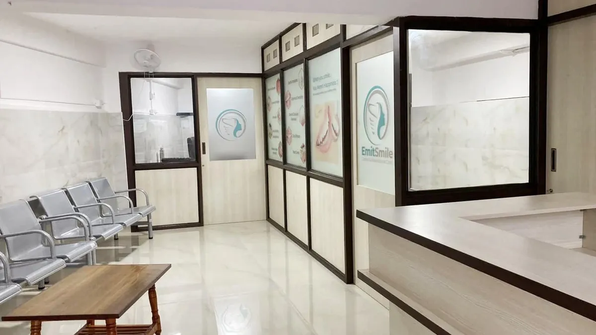 Waiting area at Emitsmile Dental and Maxillofacial Clinic, Hosur